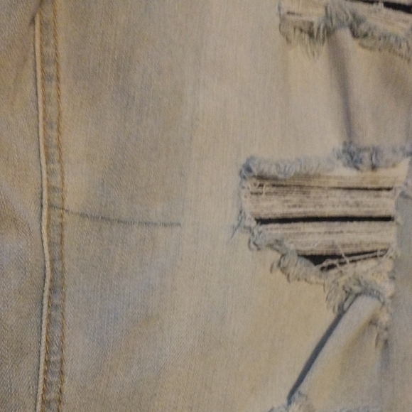 Women's Distressed Straight Leg Jeans in Light Gray​ - Picture 5 of 9